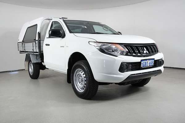 2016 Mitsubishi Triton GLX