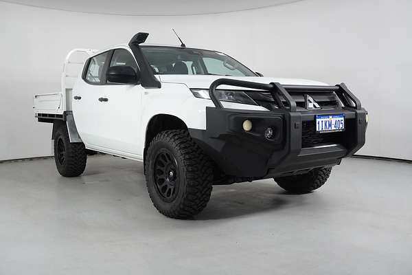 2019 Mitsubishi Triton GLX Plus (4x4)