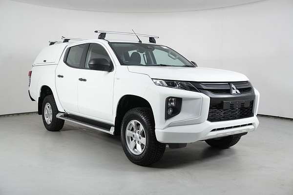 2019 Mitsubishi Triton GLX Plus (4x4)